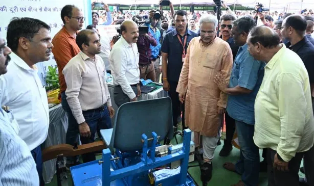bhupesh-baghel-launched-animal-driven-cultivator-and-planter